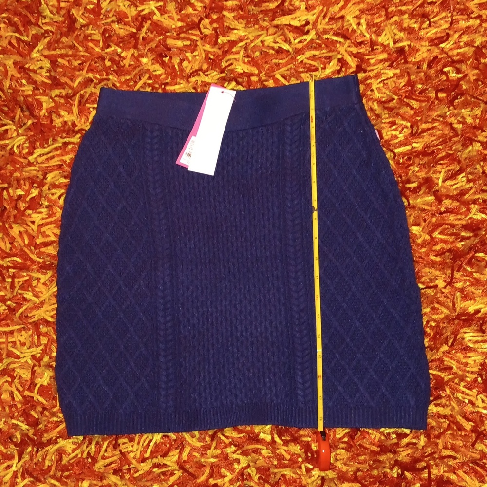 Lilly Pulitzer Lizona Cabled Sweater Skirt in Low Tide Navy - Picture 10 of 10